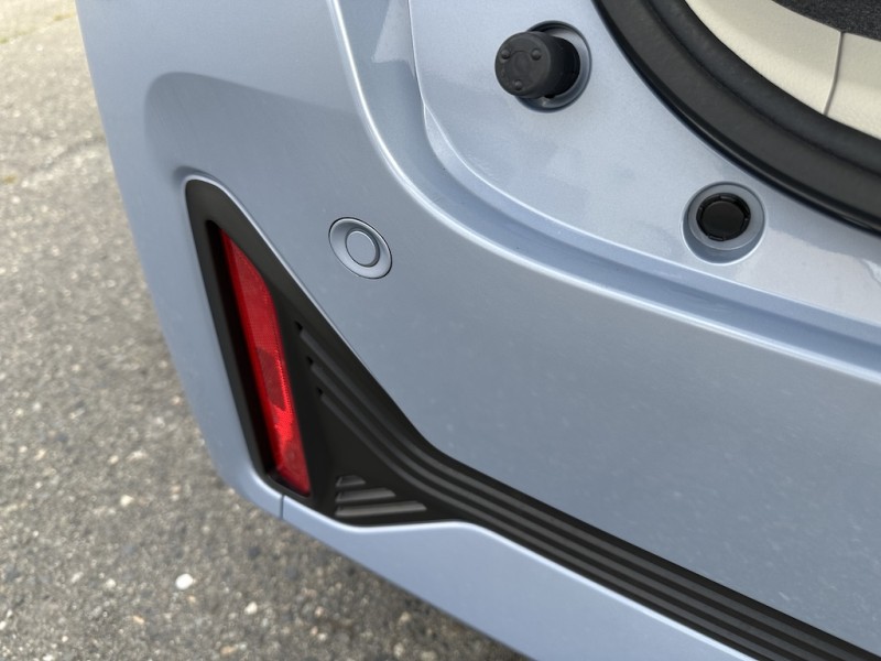 三菱 eKワゴン7枚目