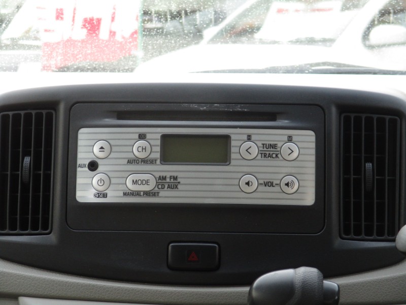 ダイハツ ミライース12枚目