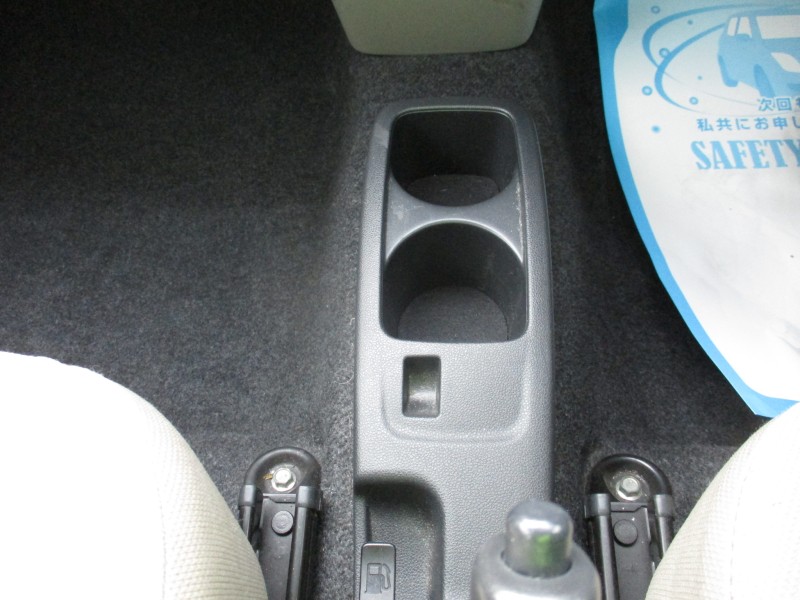 ダイハツ ミライース15枚目