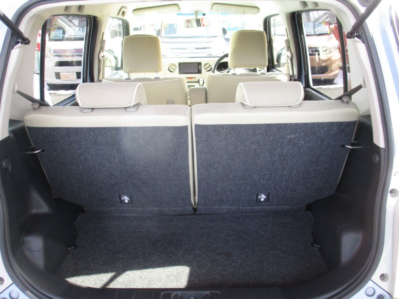 ダイハツ ミラココア6枚目