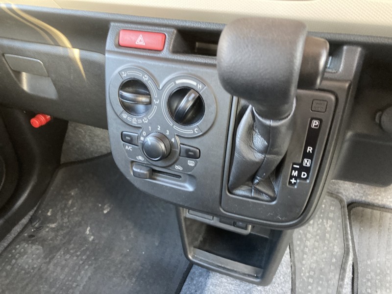 スズキ アルト4枚目