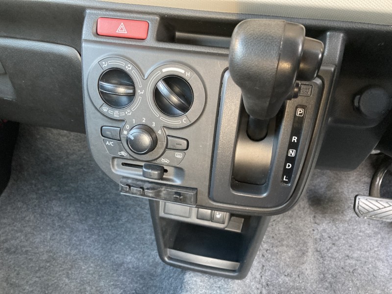 スズキ アルト4枚目