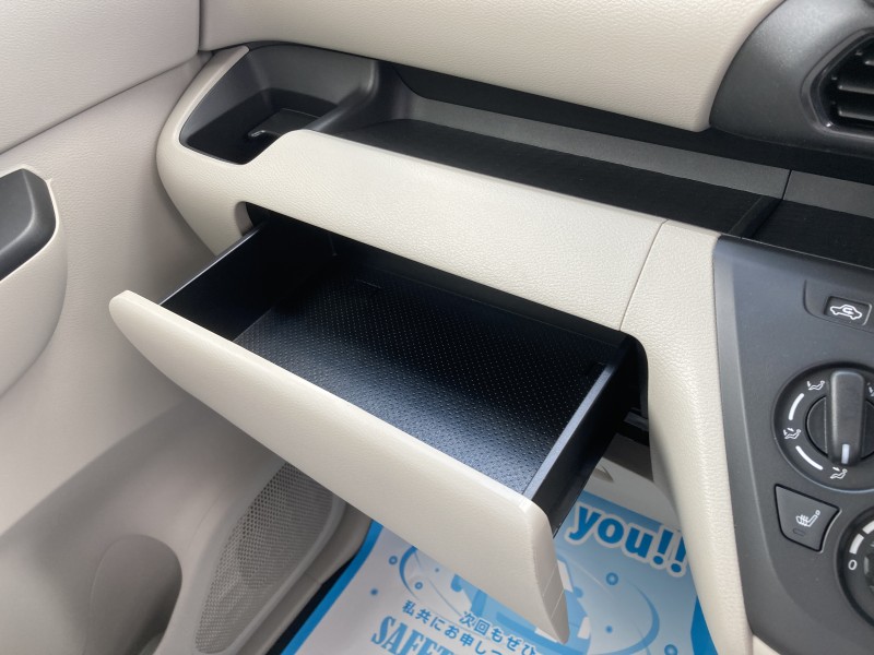 三菱 eKスペース13枚目