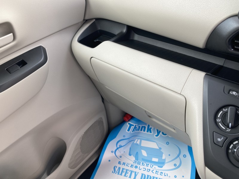 三菱 eKスペース12枚目