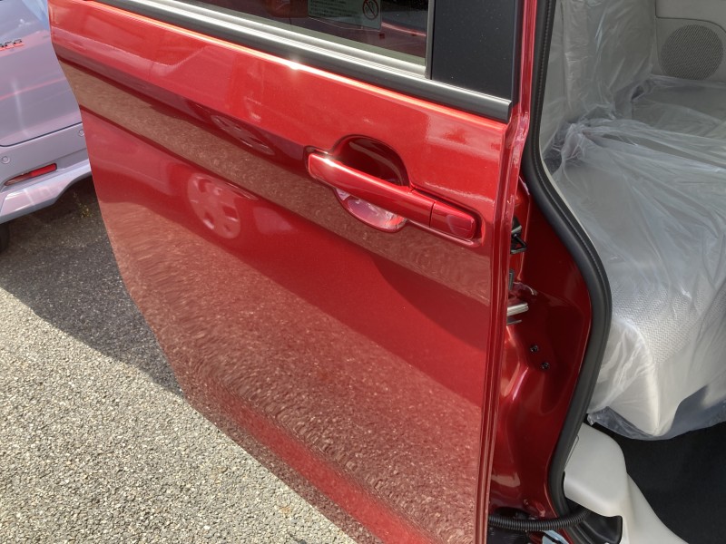 三菱 eKスペース20枚目