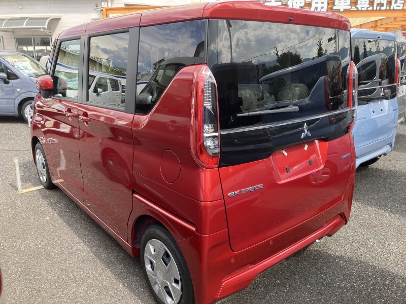 三菱 eKスペース4枚目