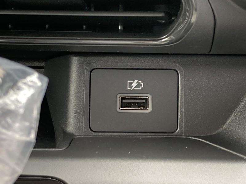 三菱 eKワゴン19枚目