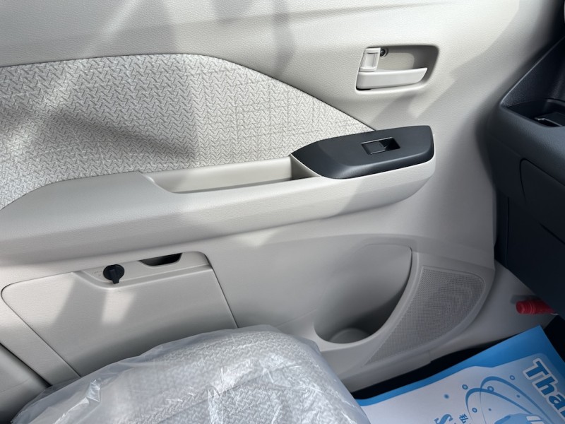 三菱 eKワゴン17枚目