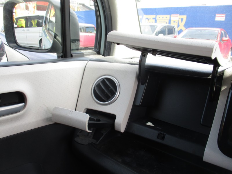 スズキ MRワゴン13枚目