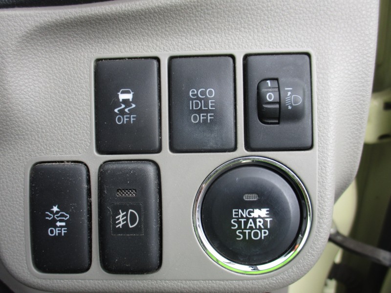 ダイハツ ミライース14枚目