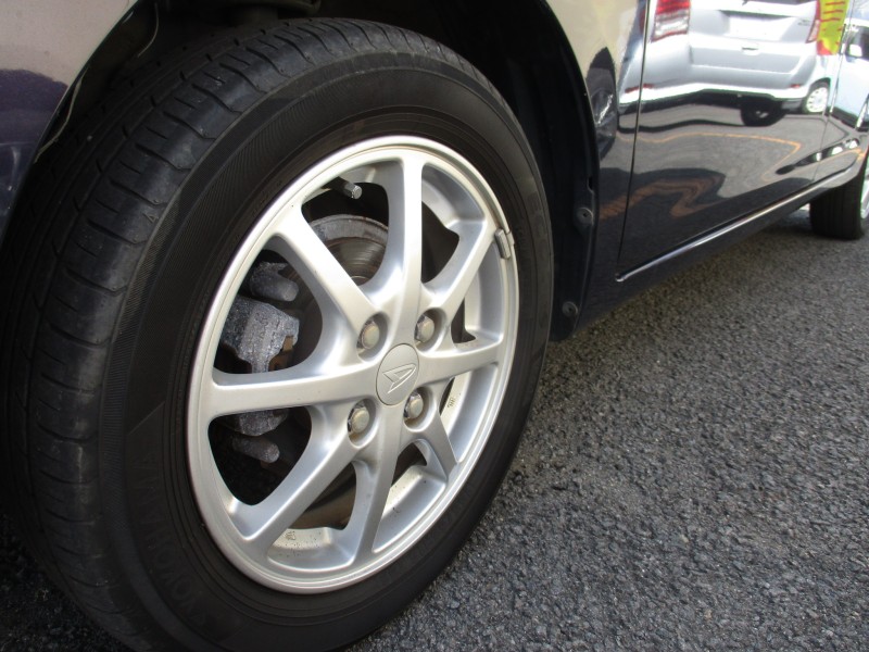 ダイハツ ミライース24枚目