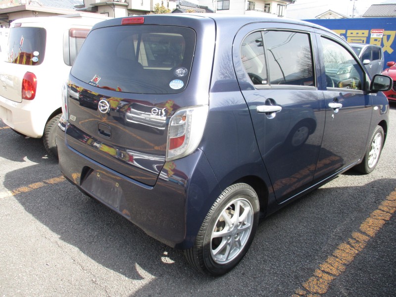 ダイハツ ミライース3枚目