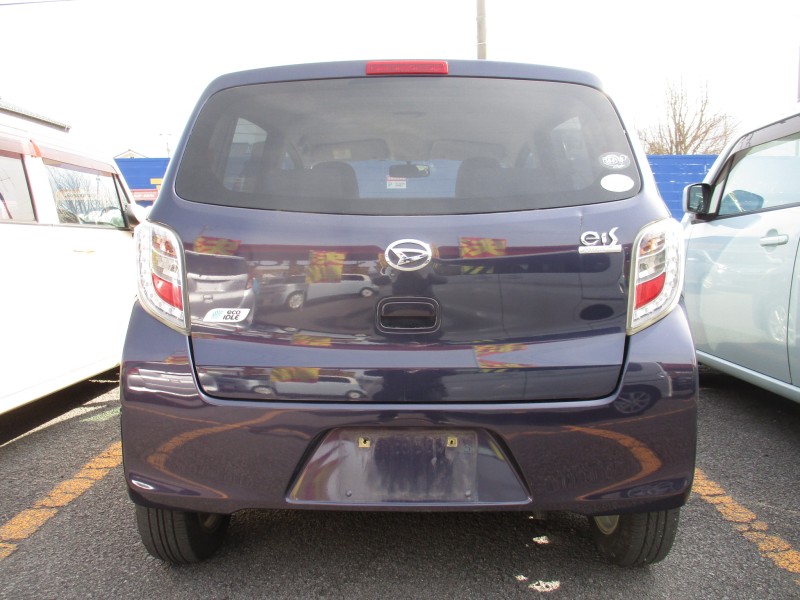 ダイハツ ミライース4枚目