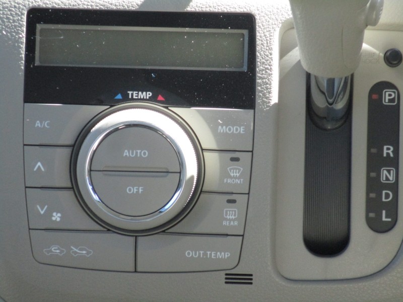 スズキ スペーシア13枚目