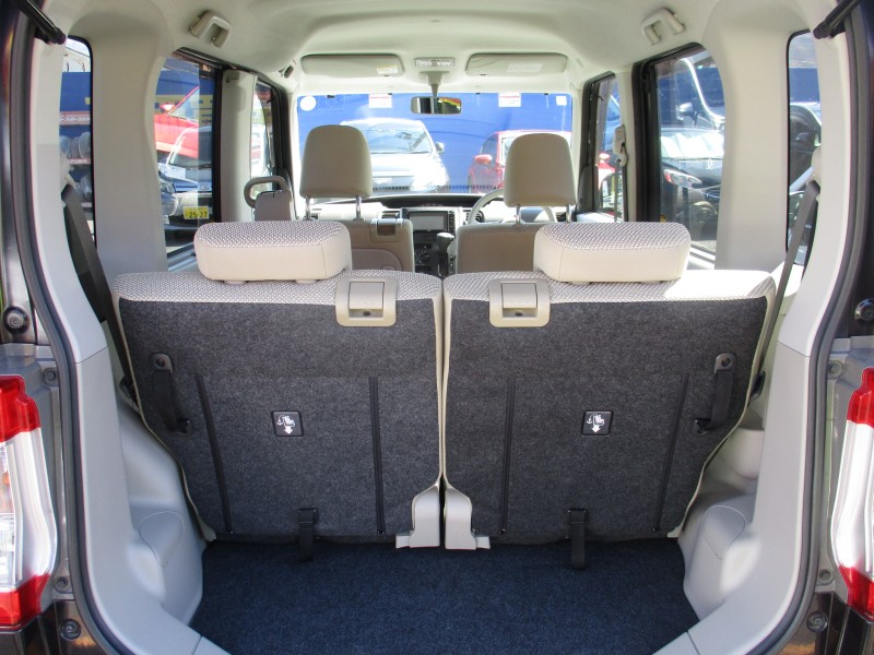 ダイハツ タント6枚目