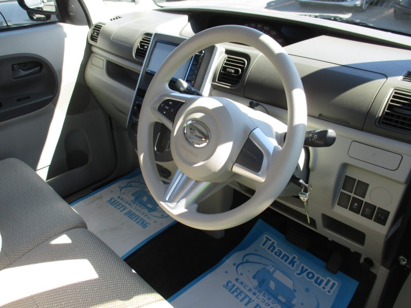 ダイハツ タント8枚目