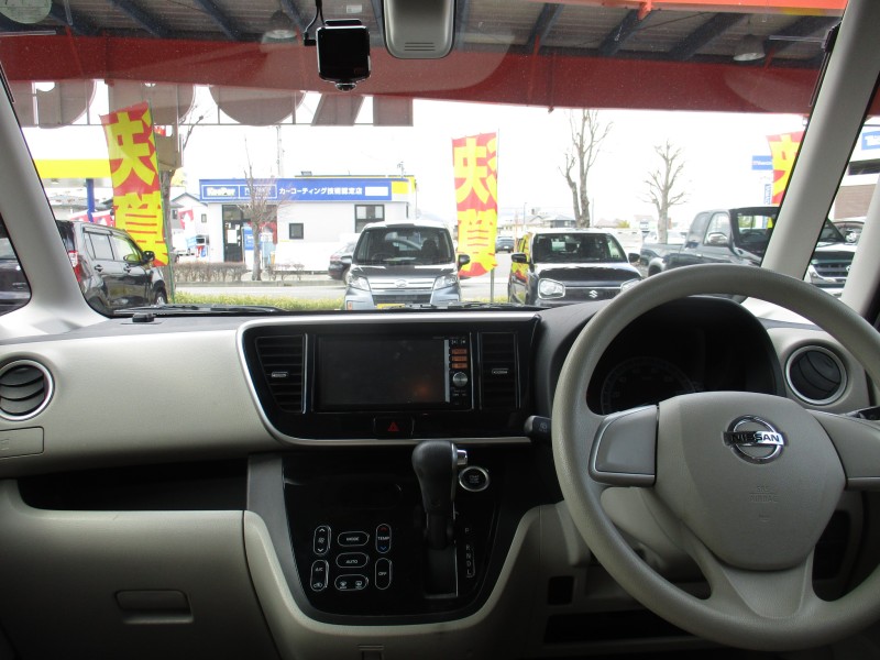 ニッサン デイズルークス10枚目