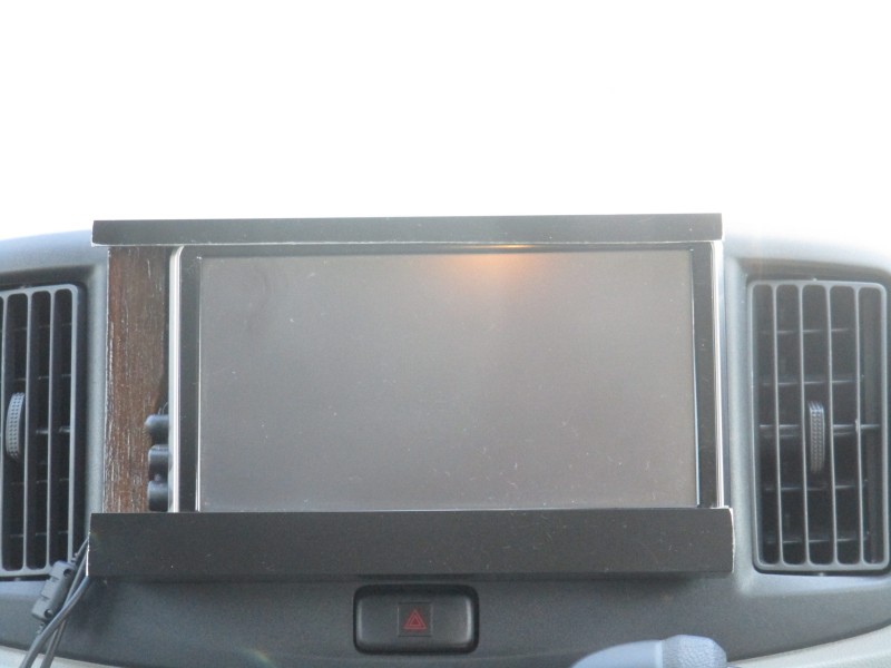 ダイハツ ミライース12枚目