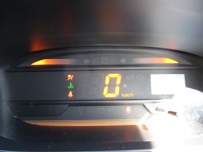 ダイハツ ミライース16枚目