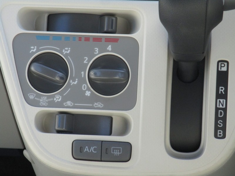 ダイハツ ムーヴ12枚目