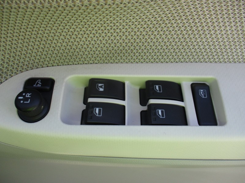 ダイハツ ムーヴ23枚目