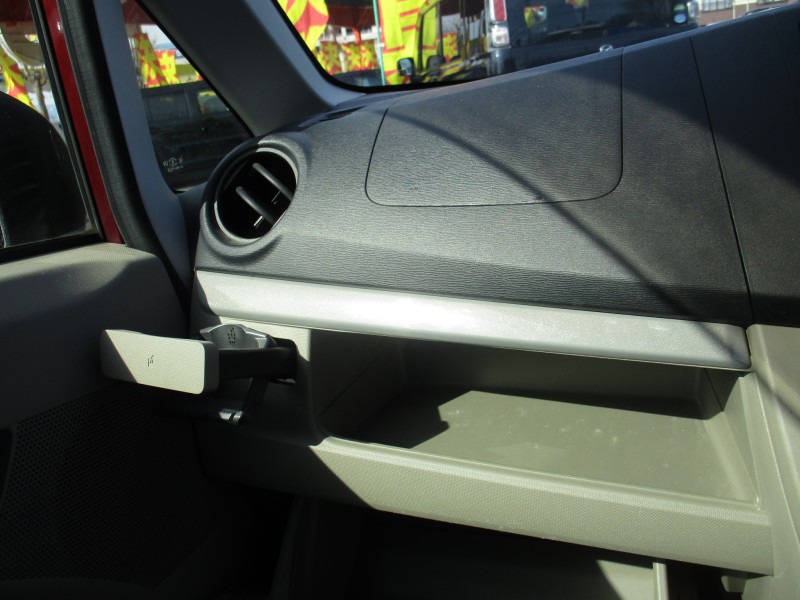 ダイハツ ムーヴ14枚目