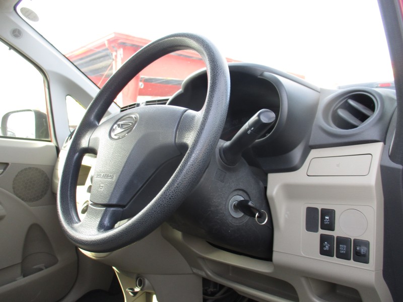 ダイハツ ムーヴ8枚目