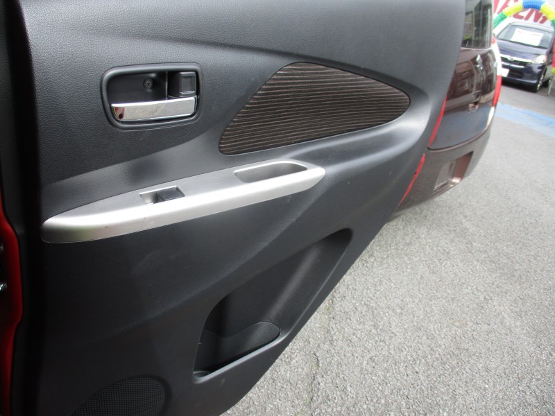 三菱 eKカスタム28枚目