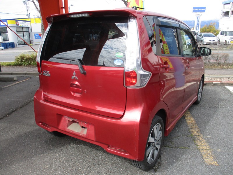 三菱 eKカスタム3枚目