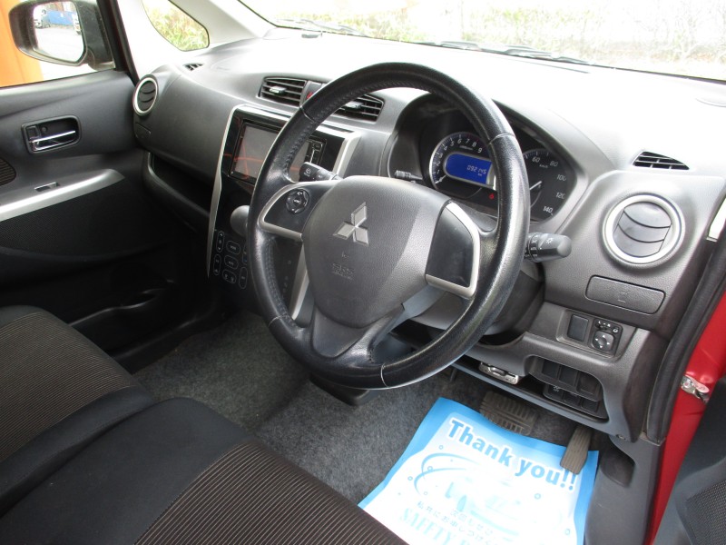 三菱 eKカスタム8枚目