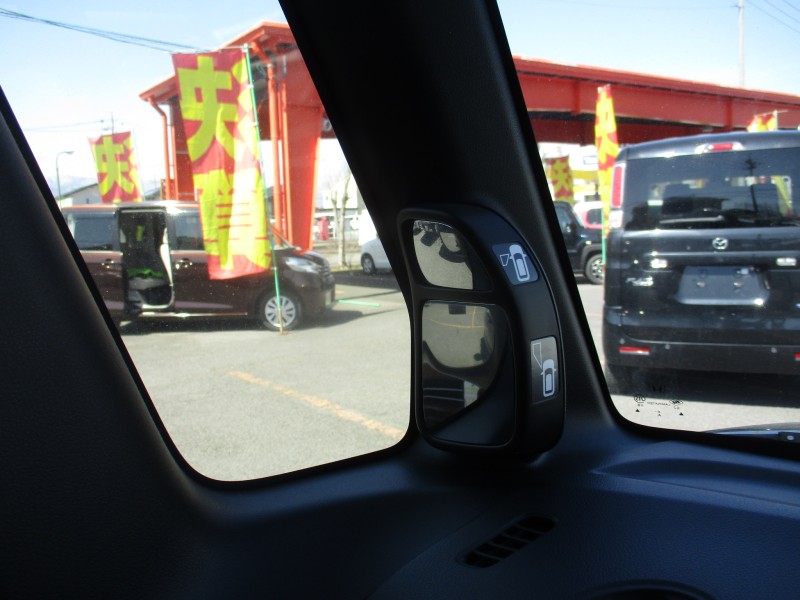 ホンダ N BOX13枚目