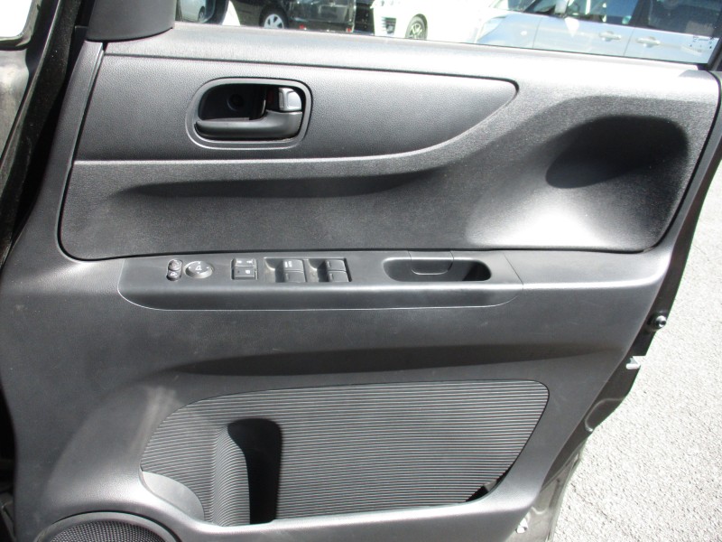 ホンダ N BOX25枚目