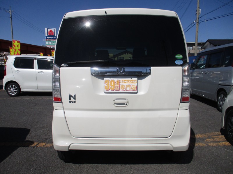 ホンダ N BOX4枚目