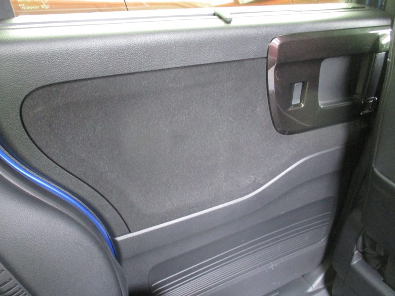 ホンダ N BOX27枚目