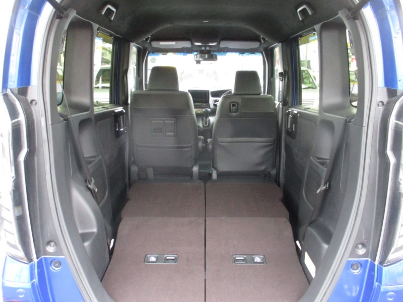 ホンダ N BOX7枚目