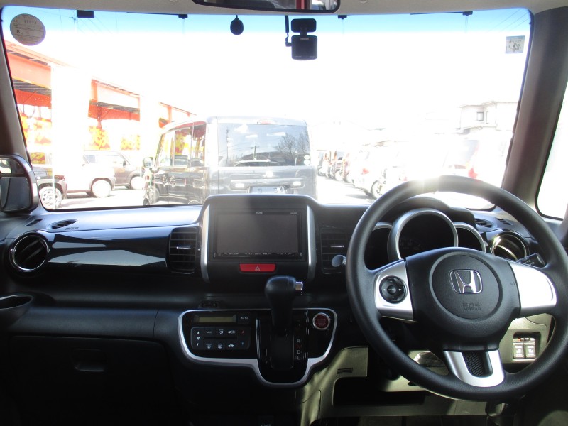 ホンダ N BOX10枚目