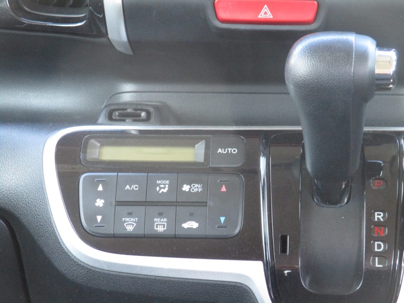 ホンダ N BOX11枚目