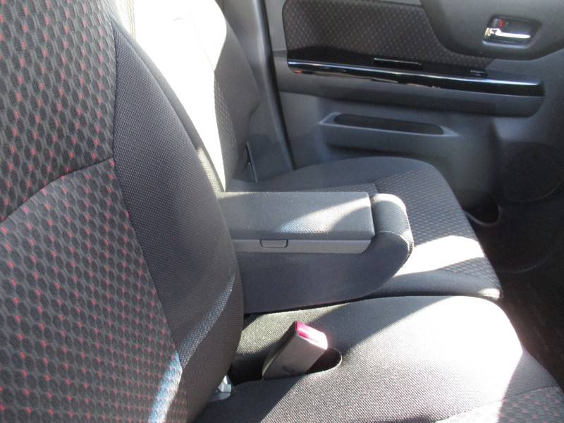 スズキ スペーシア10枚目