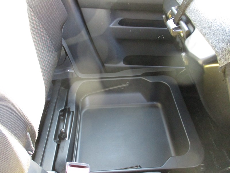 スズキ スペーシア12枚目