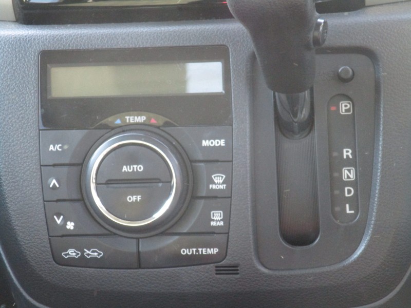 スズキ スペーシア13枚目