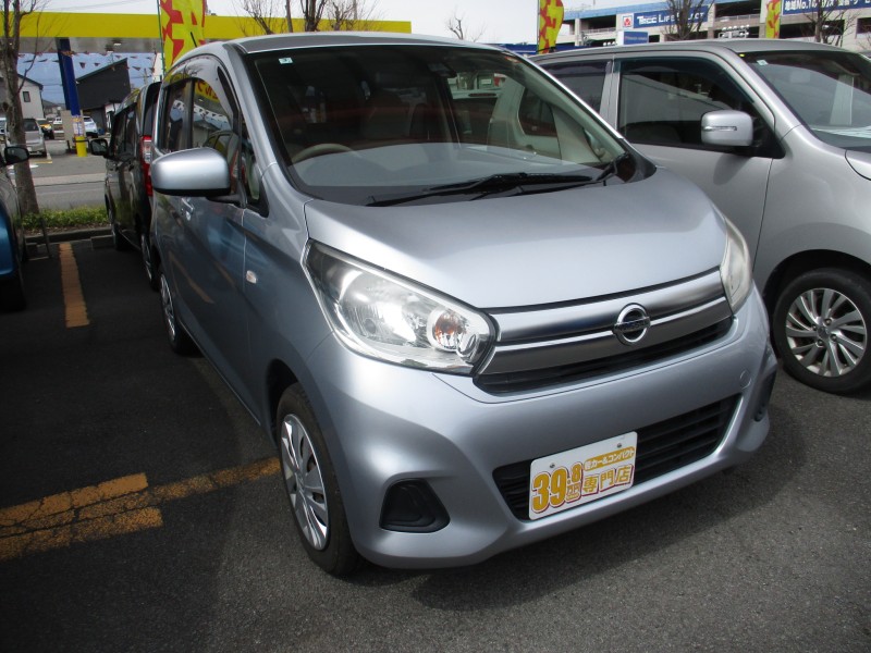 ニッサン デイズ2枚目