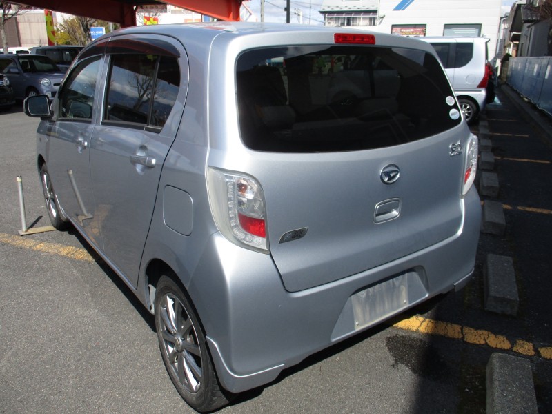 ダイハツ ミライース5枚目