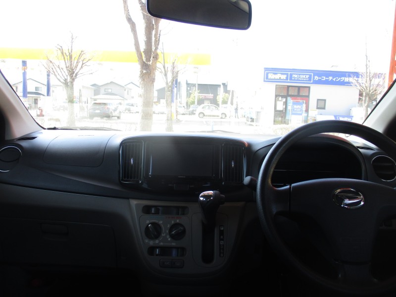 ダイハツ ミライース10枚目