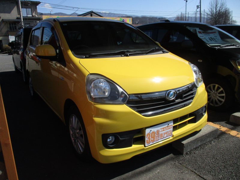 ダイハツ ミライース2枚目