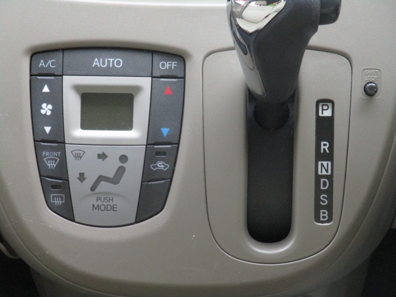 ダイハツ ムーヴ12枚目