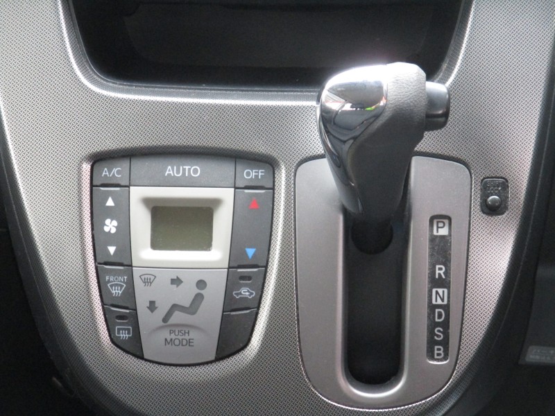 ダイハツ ムーヴ12枚目