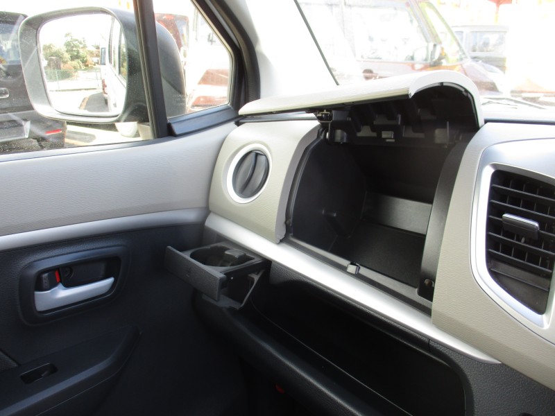 スズキ ワゴンR14枚目